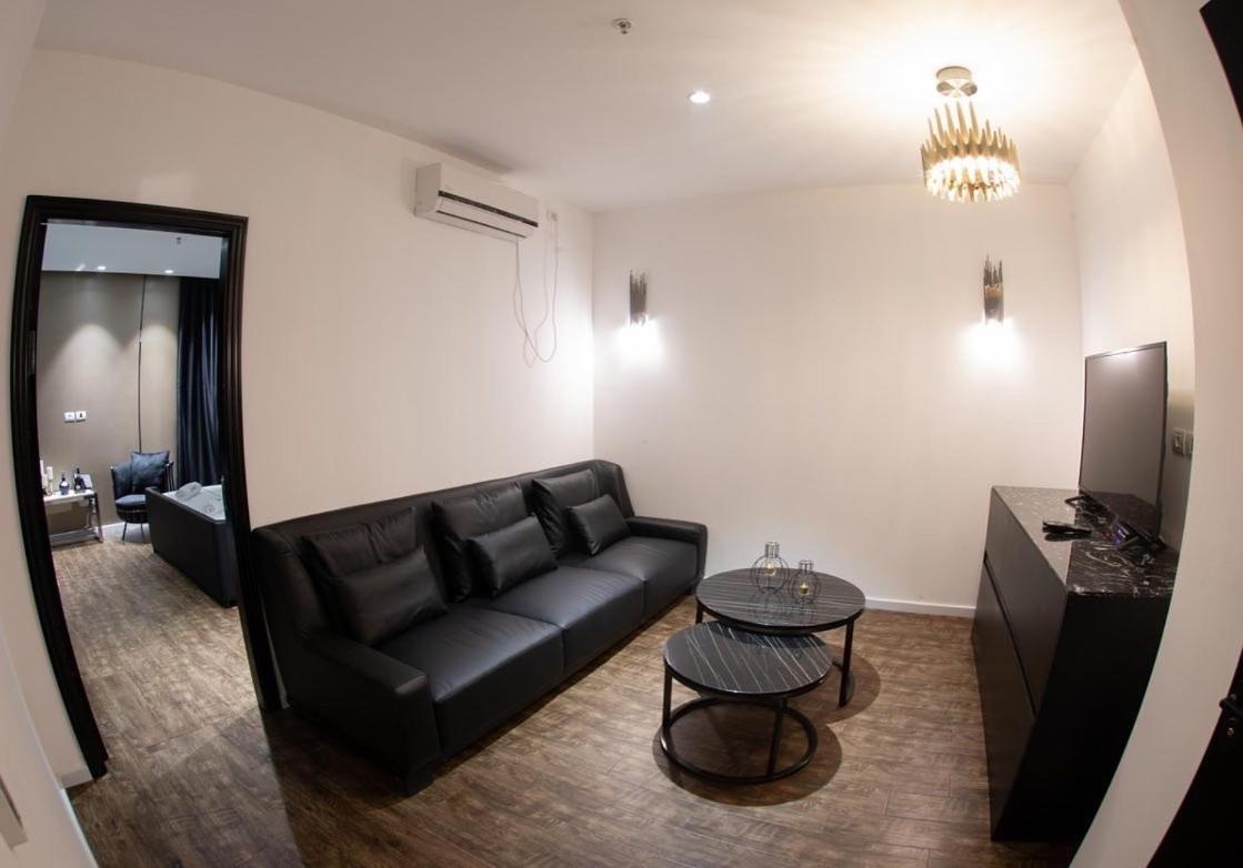 Royal Hotel Rishon LeZion Exteriör bild